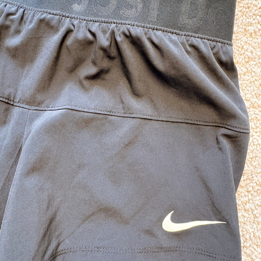 Short NIKE