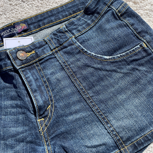 Short LEVIS