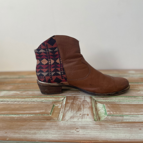 Botas TANARA