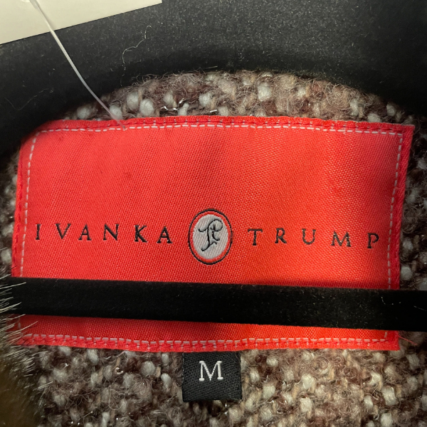 Abrigo IVANKA TRUMP