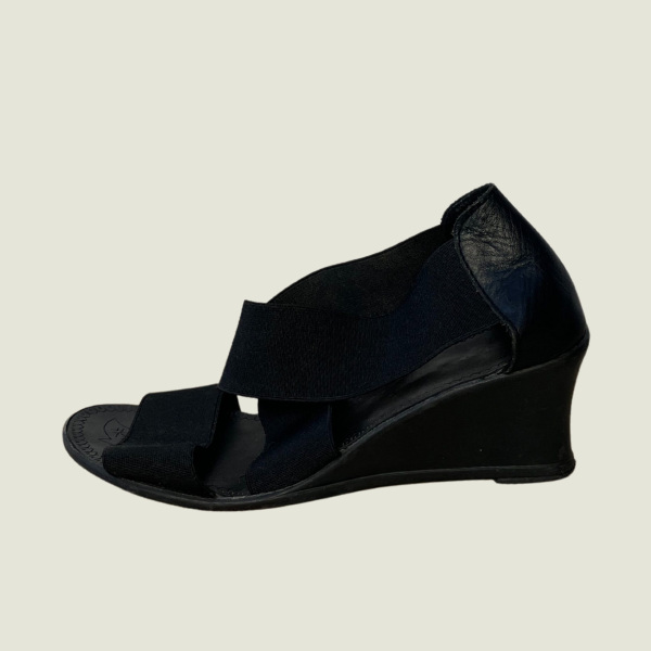 Sandalias