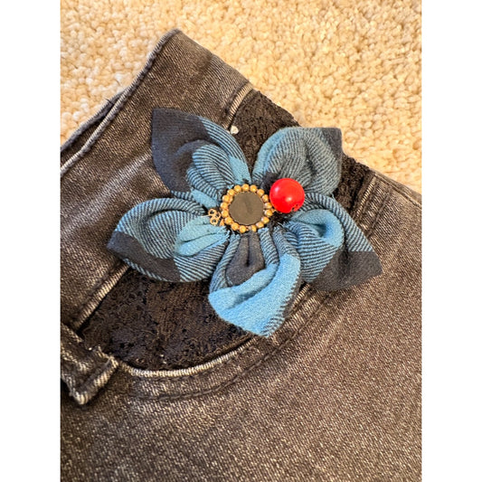 Pollera Circula by Makis
