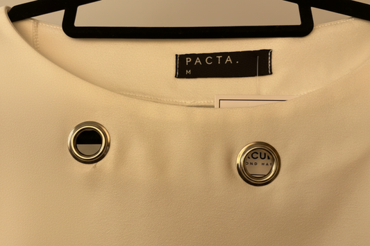 Blusa PACTA
