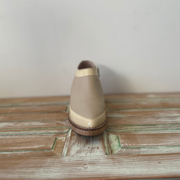 Botas