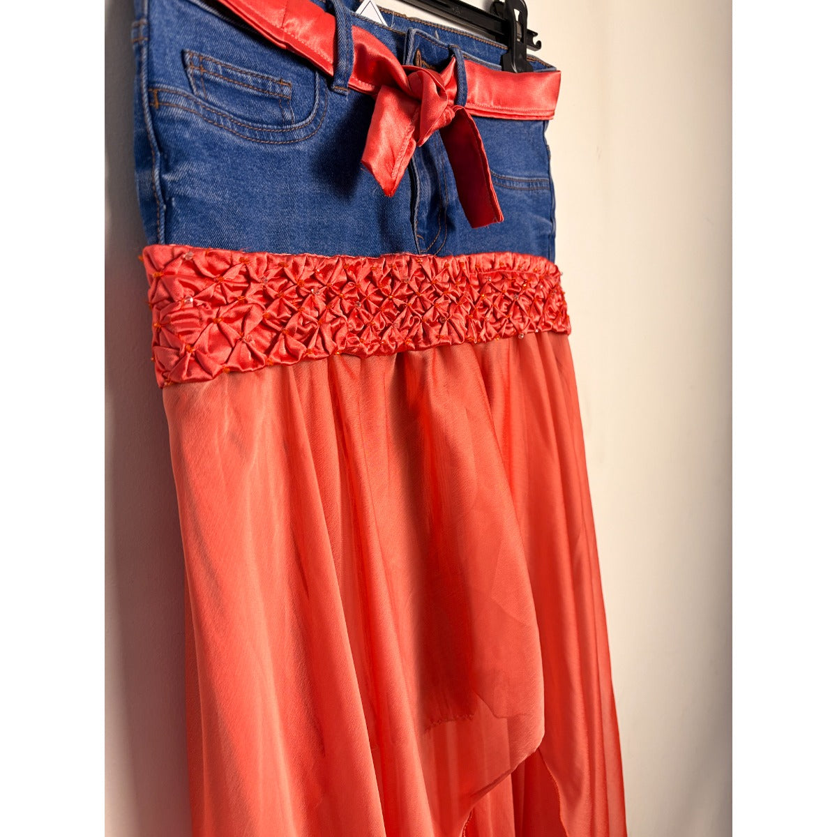 Pollera Circula by Makis