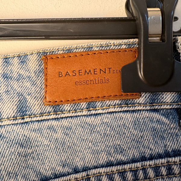 Pantalon BASEMENT