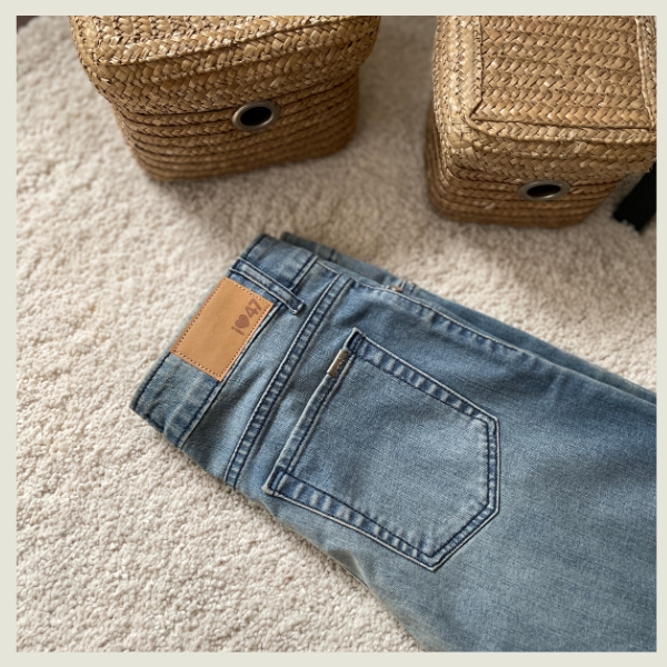 Pantalones 47 STREET