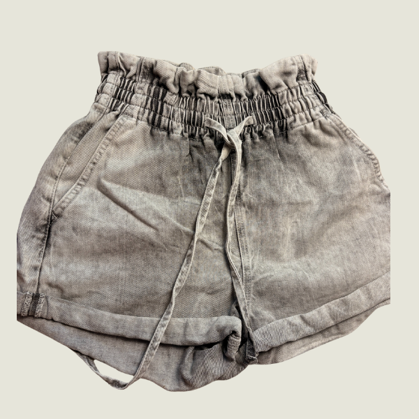 Short BERSHKA