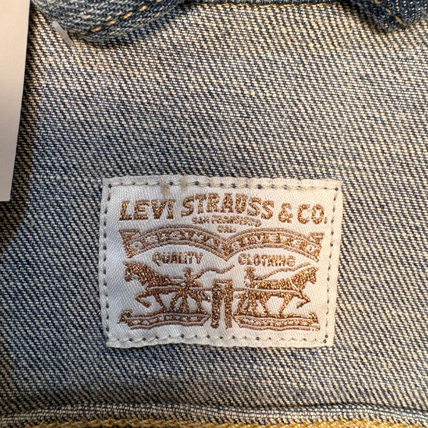 Campera LEVIS