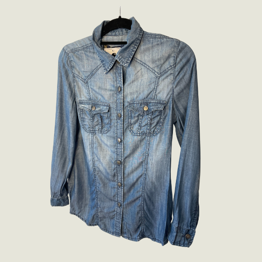 Camisa