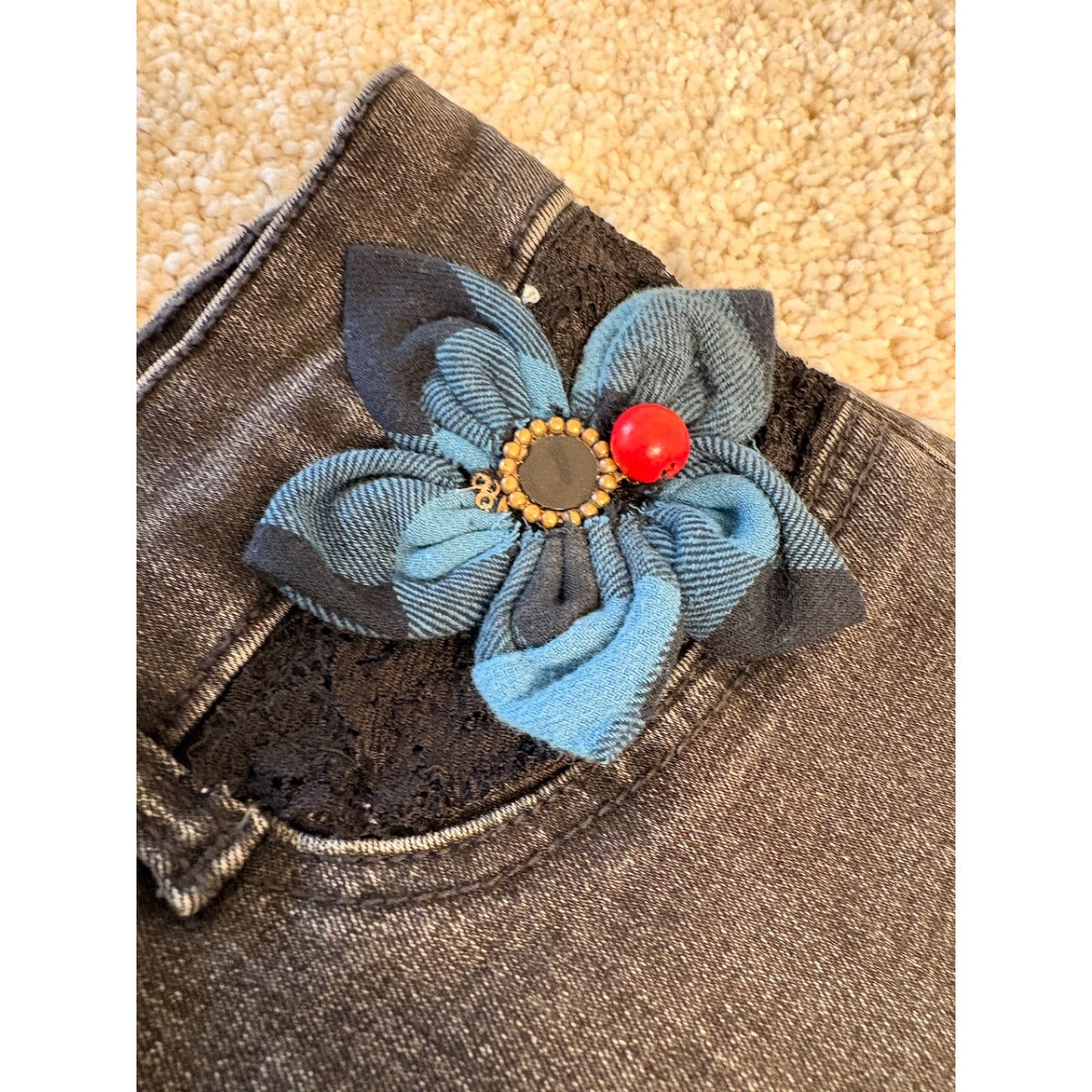 Pollera Circula by Makis