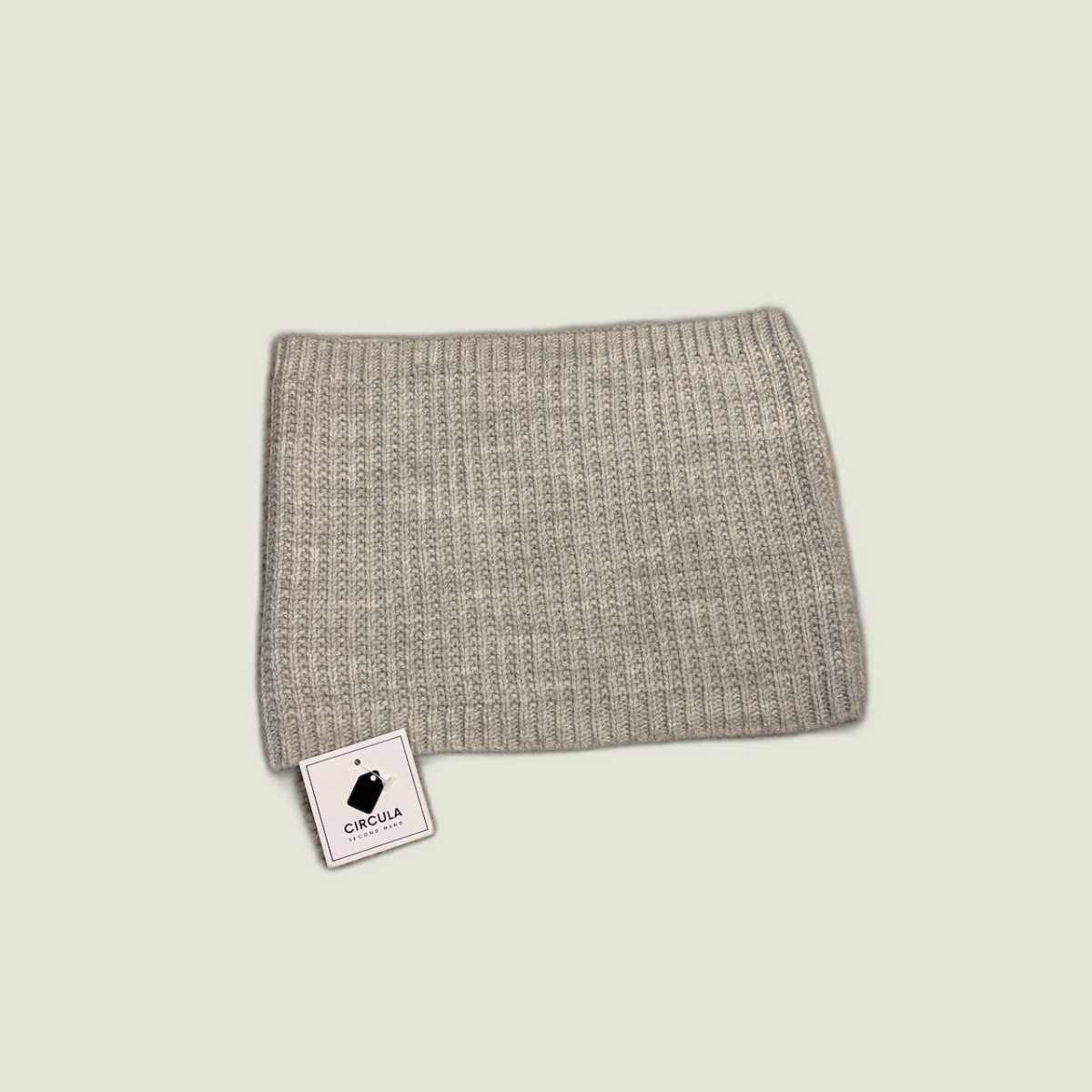 Cuello H&M