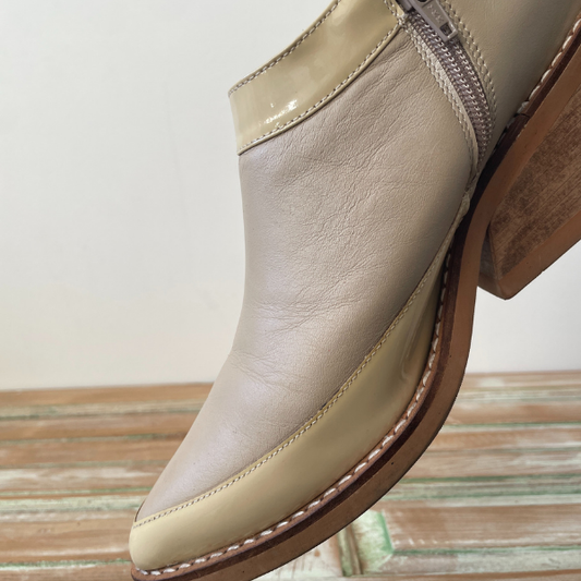 Botas