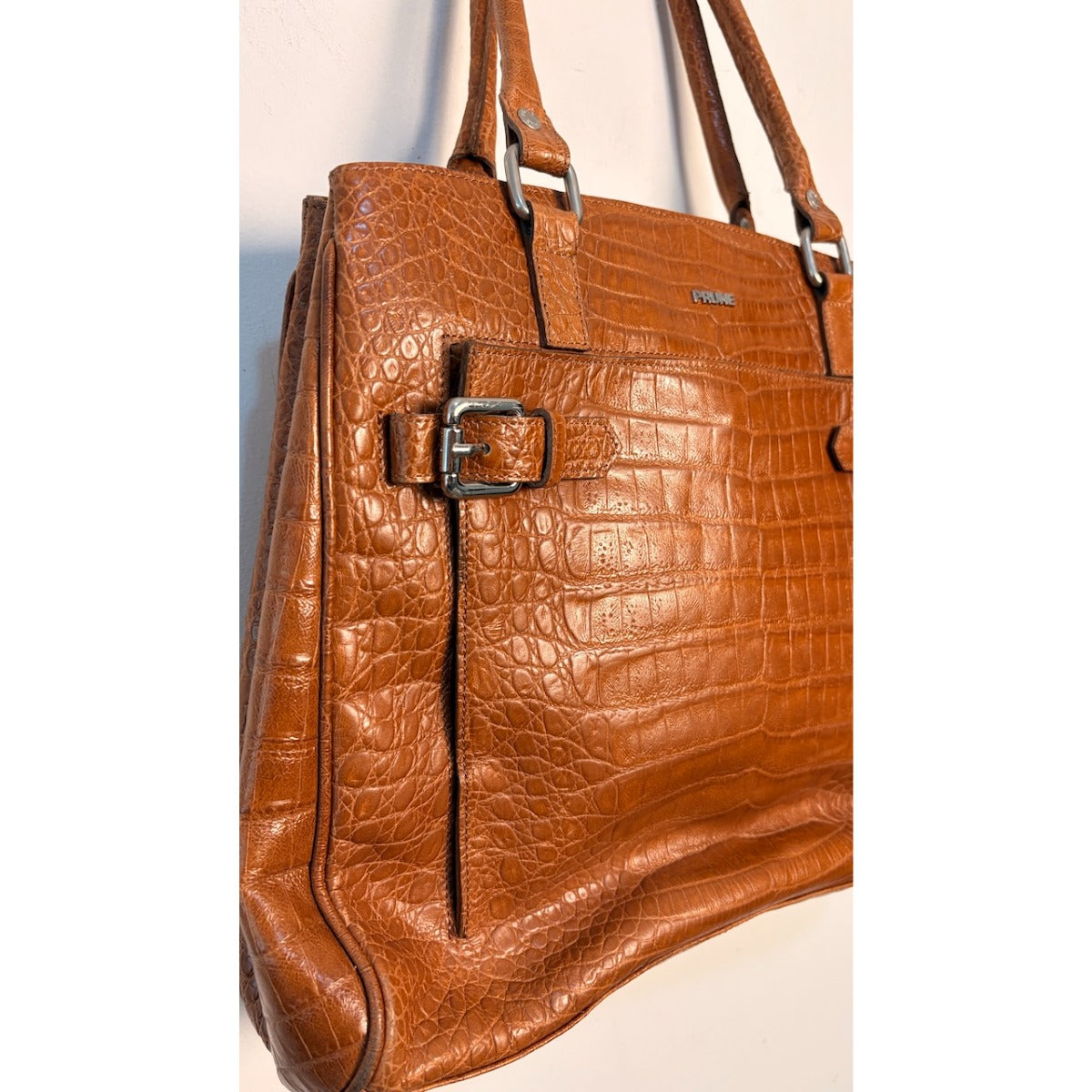 Cartera Prune