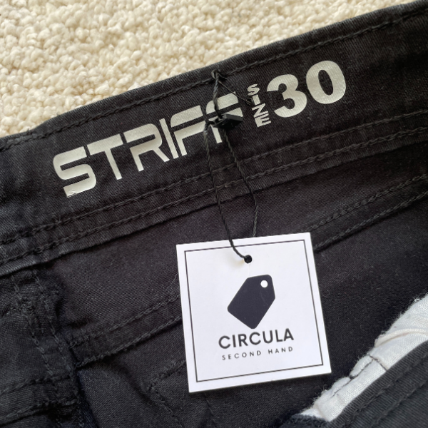Pantalones STRIFF
