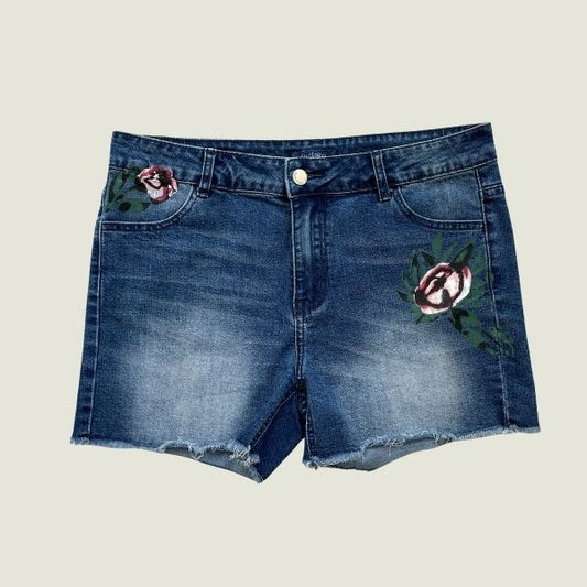 Short LOLITA